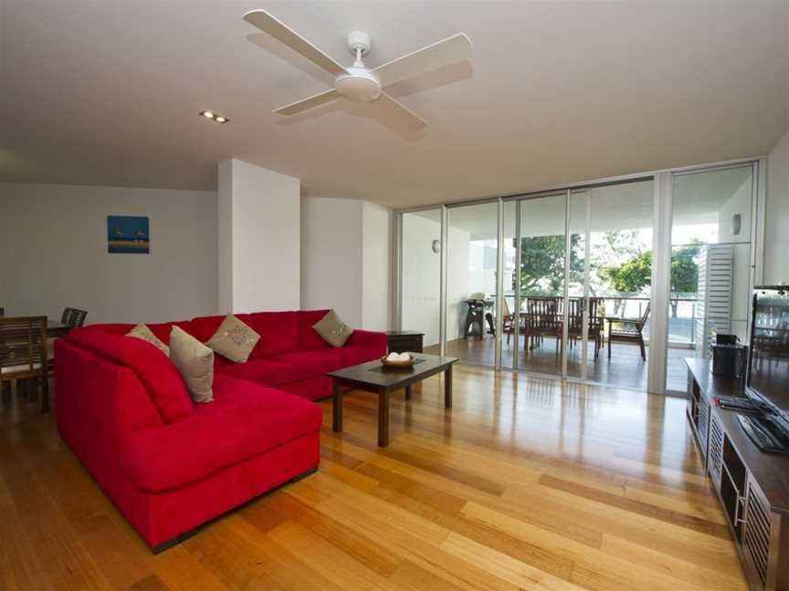Maggies Beachfront Apartments, Horseshoe Bay, QLD