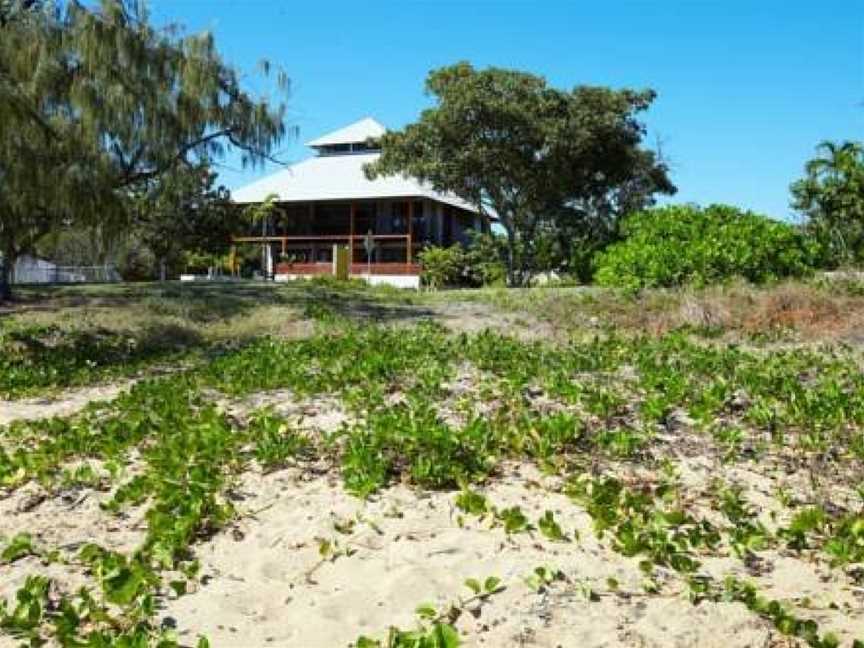 Villa Kembali, Horseshoe Bay, QLD