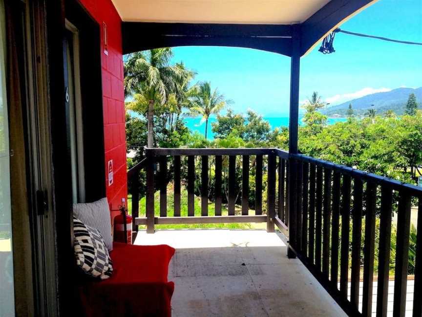 Colonial Court Beachfront Motel & Holiday Stay, Airlie Beach, QLD