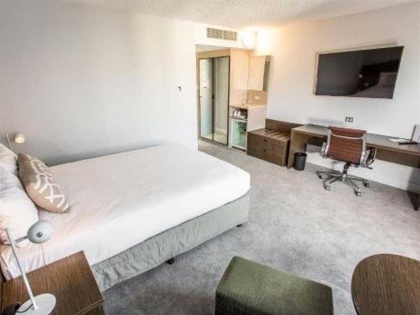 Pacific Hotel Brisbane, Accommodation in Spring Hill