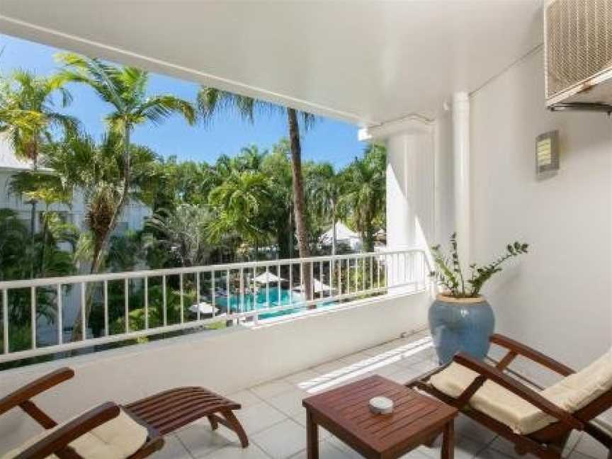 Belle Escapes - 3 Bedroom Poolside Apartment Alamanda Beachfront Resort "67", Palm Cove, QLD
