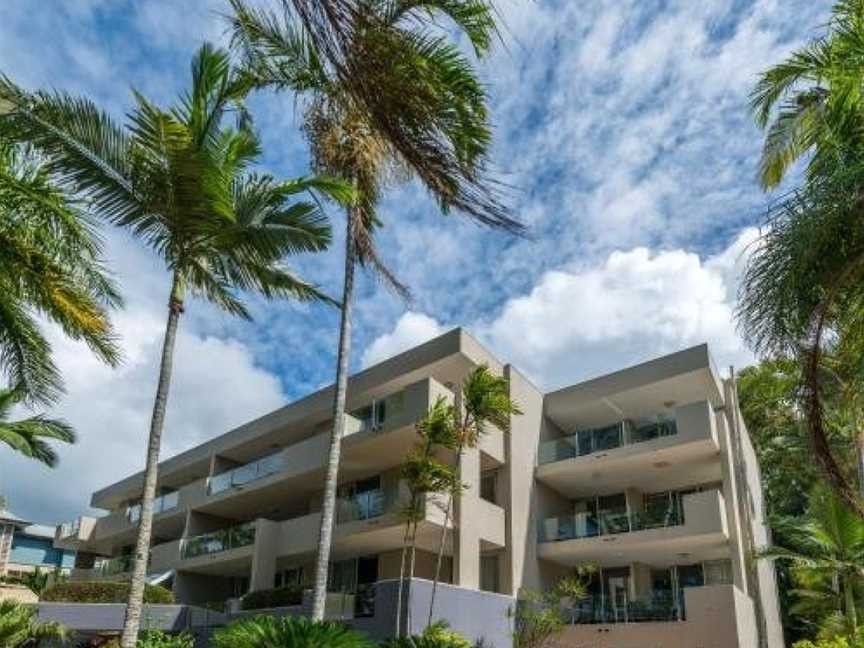 Paringa | Private Beachfront Apartments, Palm Cove, QLD