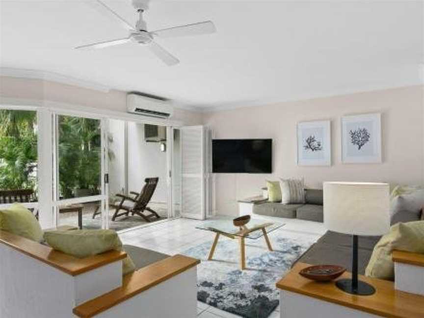 Belle Escapes - Poolside Ground Floor, Apartment Alamanda Beachfront Resort "41", Palm Cove, QLD