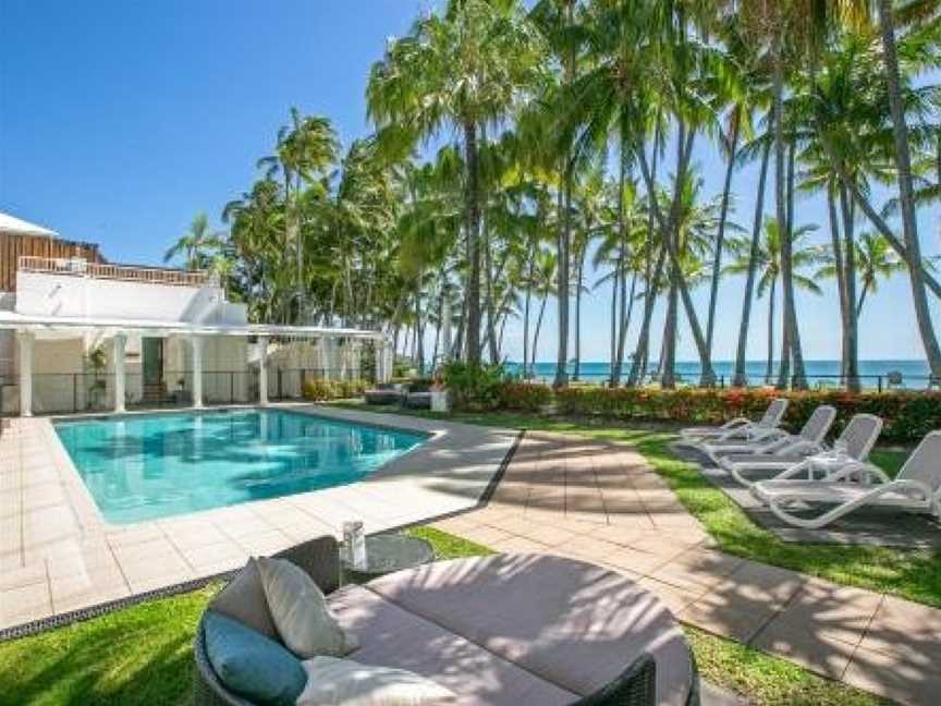 Poolside Apt In Alamanda Beachfront Resort 74, Palm Cove, QLD