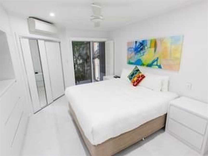 603 On The Beach Luxury Apartment, Palm Cove, QLD