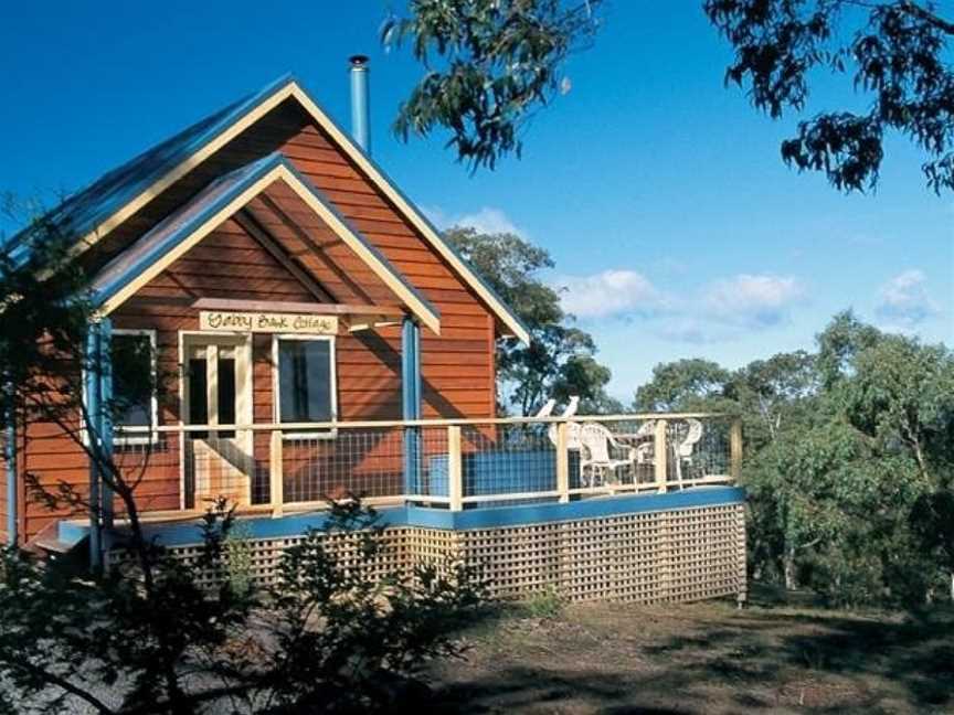 Lorne Bush House Cottages & Eco Retreats, Benwerrin, VIC