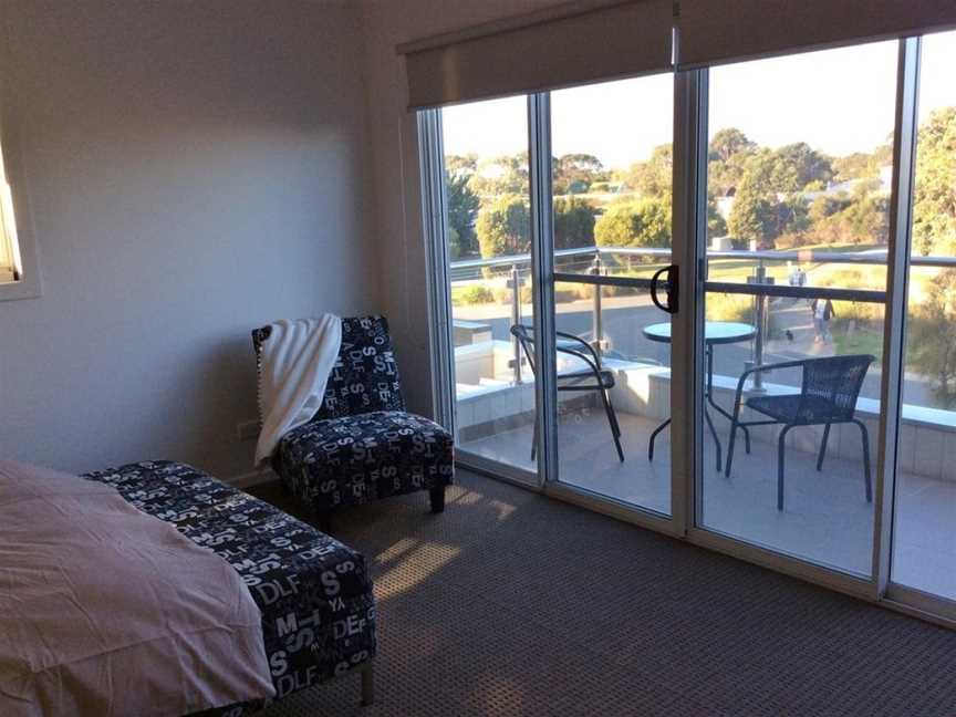 SEABERRY LAKE VIEW COWES PHILLIP ISLAND, Cowes, VIC