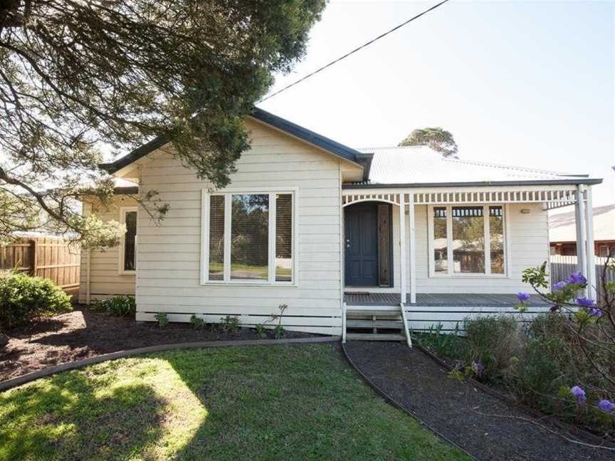 Tranquility in Cowes - Pets, Fireplace, WiFi, Linen, 350m Beach, 4 Bdrms, Cowes, VIC