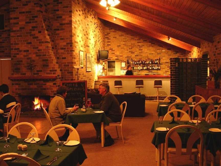Magdala Motor Lodge & Lakeside Restaurant, Stawell, VIC