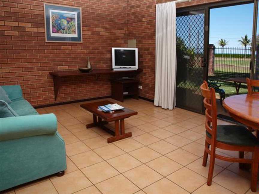 Bayside Holiday Apartments, Accommodation in Broome