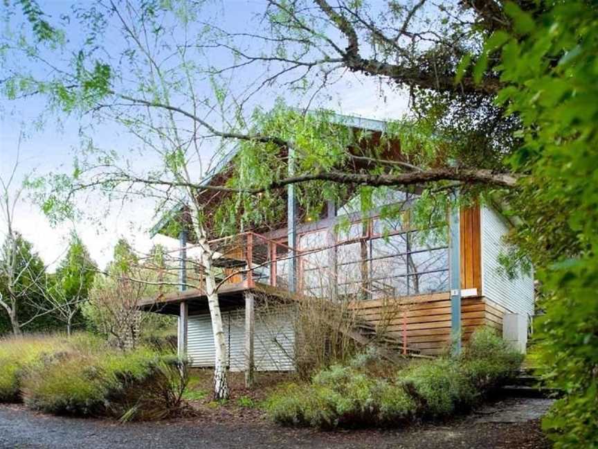 Romantic Treehouse Getaway, Hepburn Springs, VIC