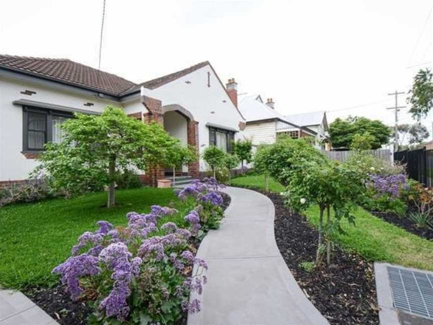 Brunswick Renaissance - Parking, Garden, Bath, Family, Brunswick West, VIC