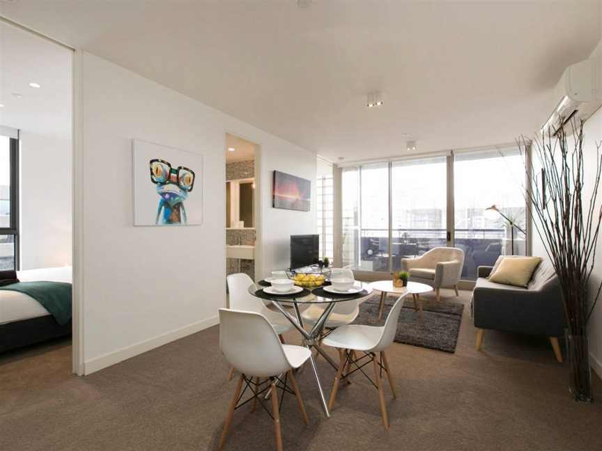 Complete Host Monarc Apartments, Melbourne CBD, VIC