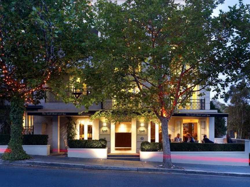 Lyall Hotel and Spa, Accommodation in South Yarra