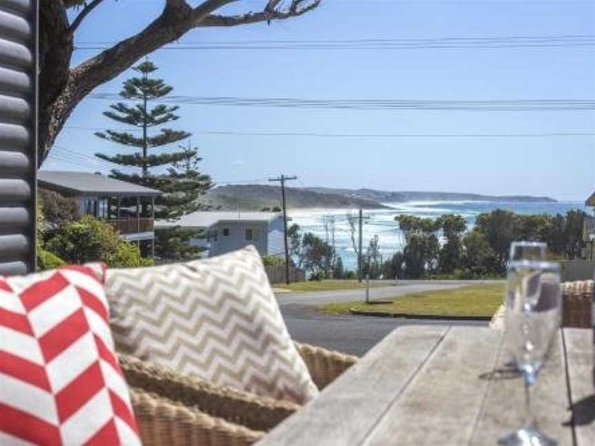 17 Highview Dr - Stunning Views, Dolphin Point, NSW
