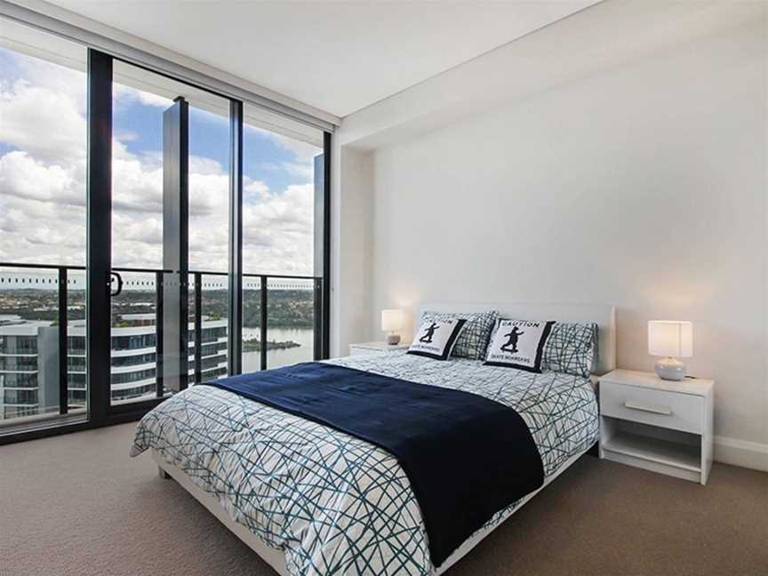 Stunning Waterview Two Bedrooms Apartment, Rhodes, NSW