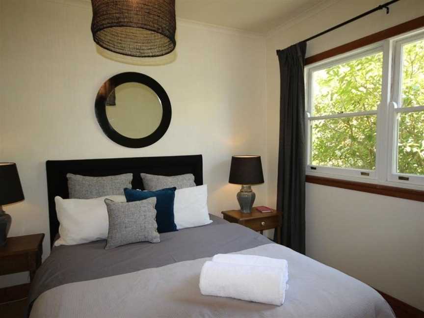 Stonewall Cottage for two with Fireplace, Blackheath, NSW