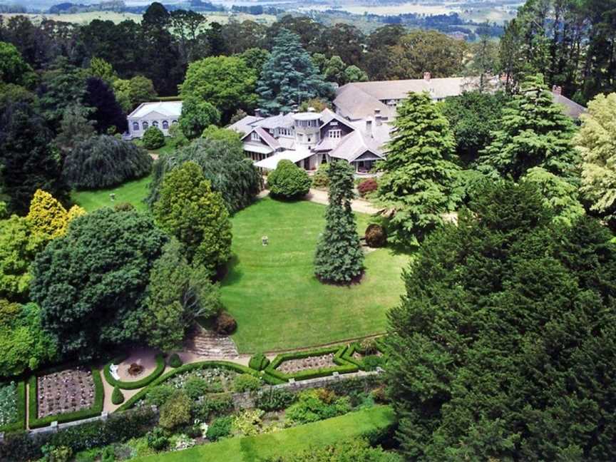 Milton Park Country House Hotel & Spa, Accommodation in Bowral