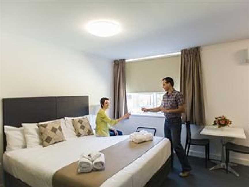 Hotel Gracelands, Parkes, NSW