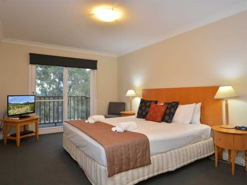 Villa 3br De Saran Resort Condo located within Cypress Lakes Resort (nothing is more central), Pokolbin, NSW