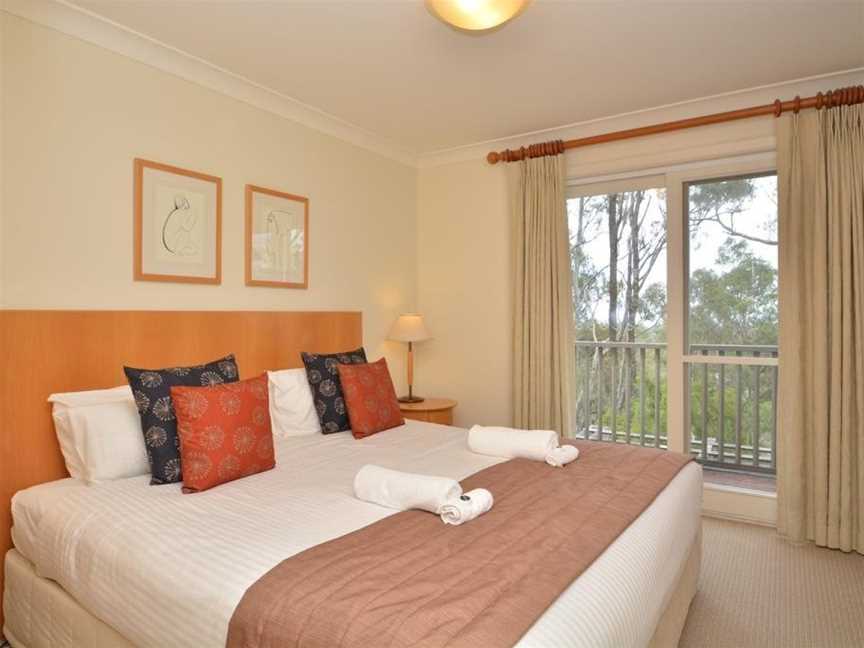 Villa Executive 2br Rose Resort Condo located within Cypress Lakes Resort (nothing is more central), Pokolbin, NSW