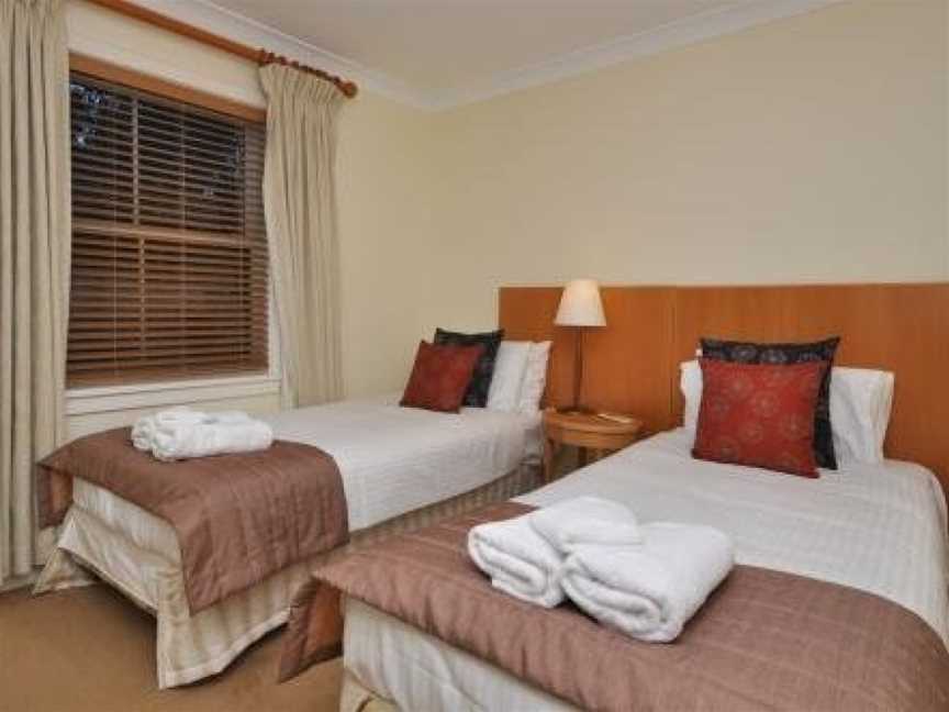 Villa 3br Chambourcin Resort Condo located within Cypress Lakes Resort (nothing is more central), Pokolbin, NSW