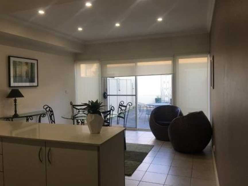 Travers Street Apartment, Wagga Wagga, NSW