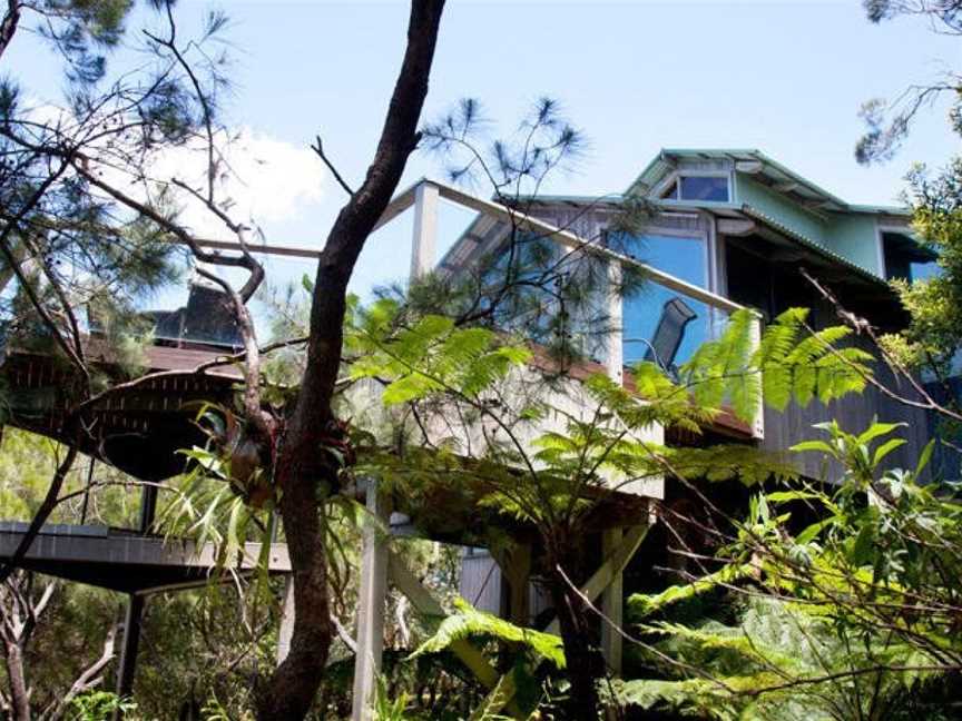 The Oasis Apartments and Treetop Houses, Byron Bay, NSW