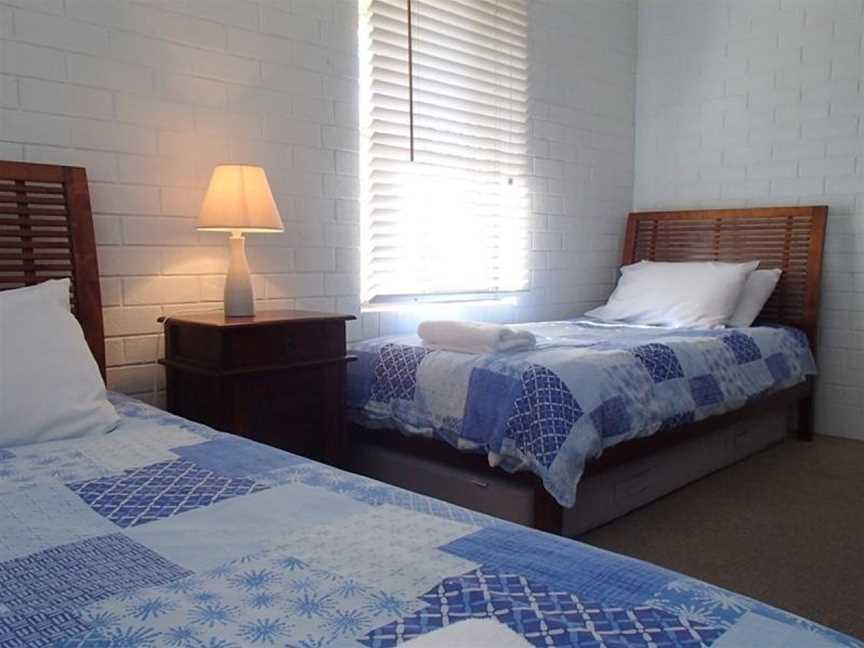 Byron Bay Accom Unit 3 5-9 Somerset Street - Summer Central, Byron Bay, NSW