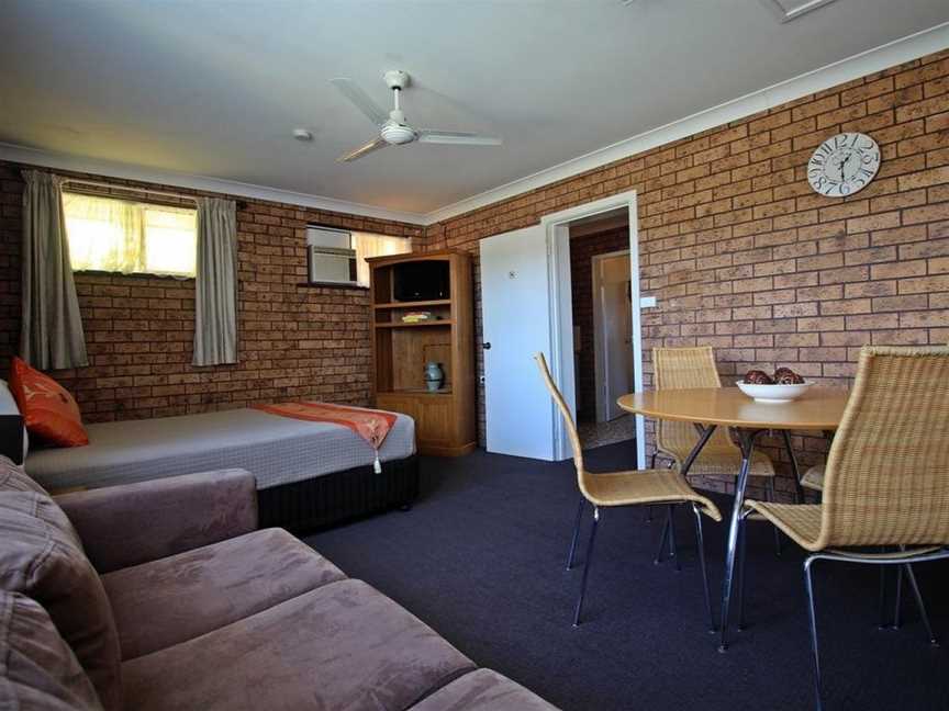 Woongarra Motel, North Haven, NSW