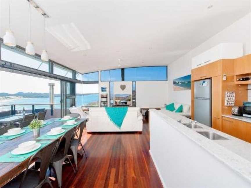 One Mile Cl, Townhouse 22, 26, The Deckhouse, Boat Harbour, NSW