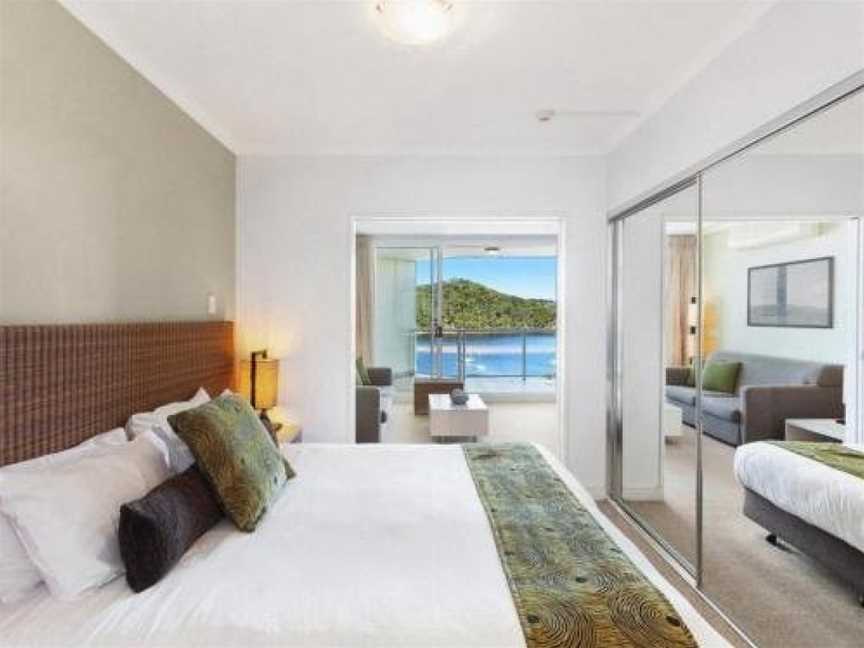 Ocean Panorama - 1 Bedroom Oceanview Apt, Ettalong Beach, NSW