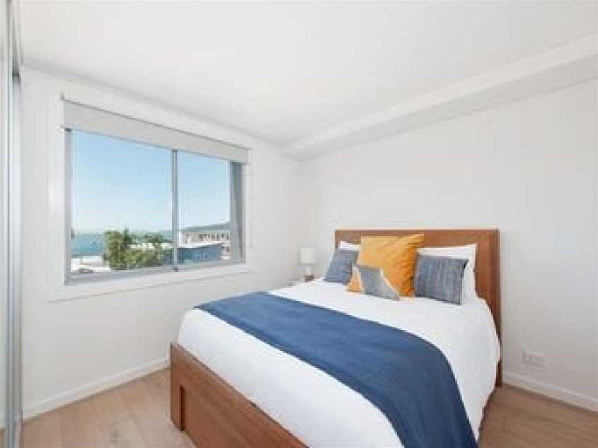 The Shoal Apartments, Unit 305/4-8 Bullecourt Street, Shoal Bay, NSW