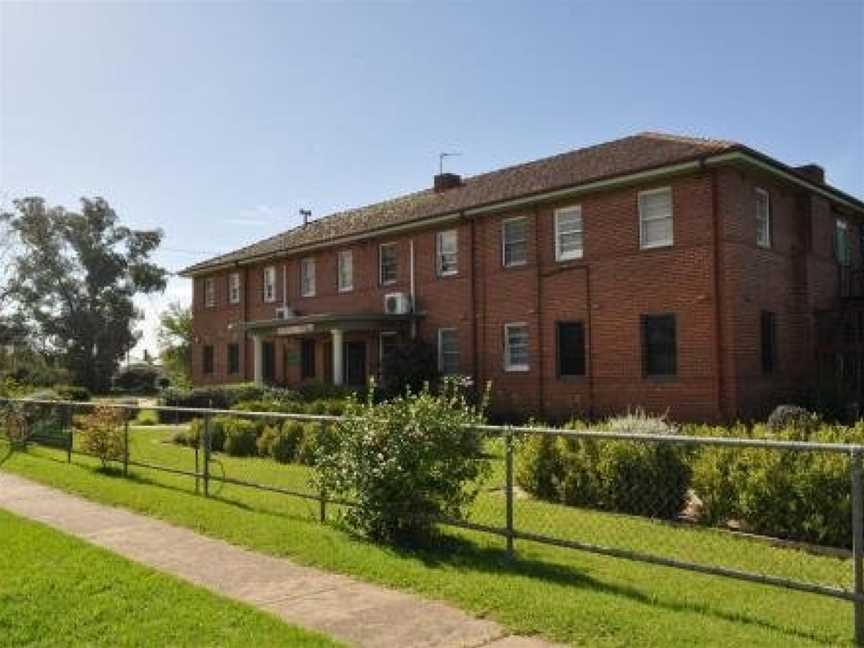 Elm and Wren Guesthouse, Cootamundra, NSW