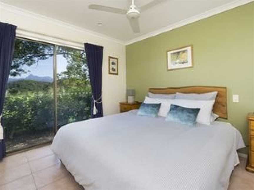 Hillcrest Mountain View Retreat, Upper Crystal Creek, NSW
