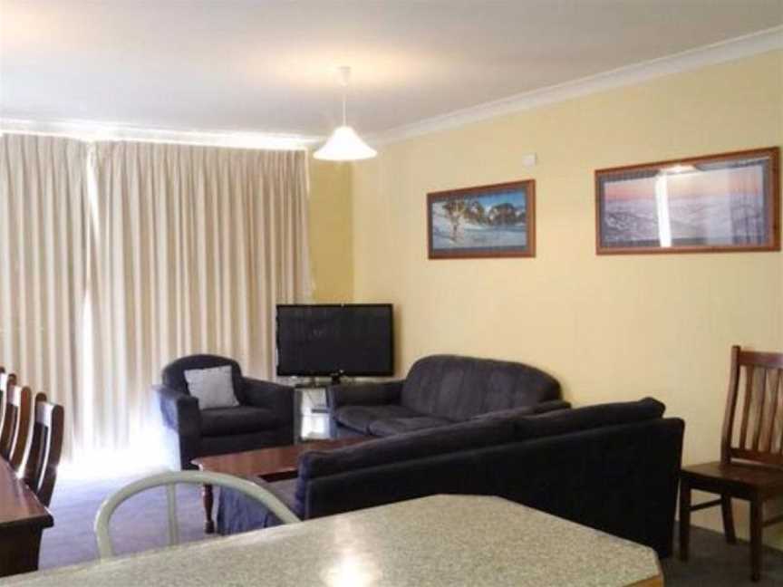 Twin Seasons 5 - Deluxe Holiday Apartment, Jindabyne, NSW