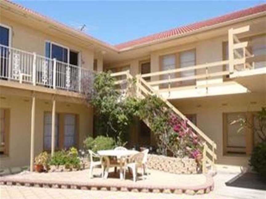 Allenby Court Holiday Units, Accommodation in Henley Beach