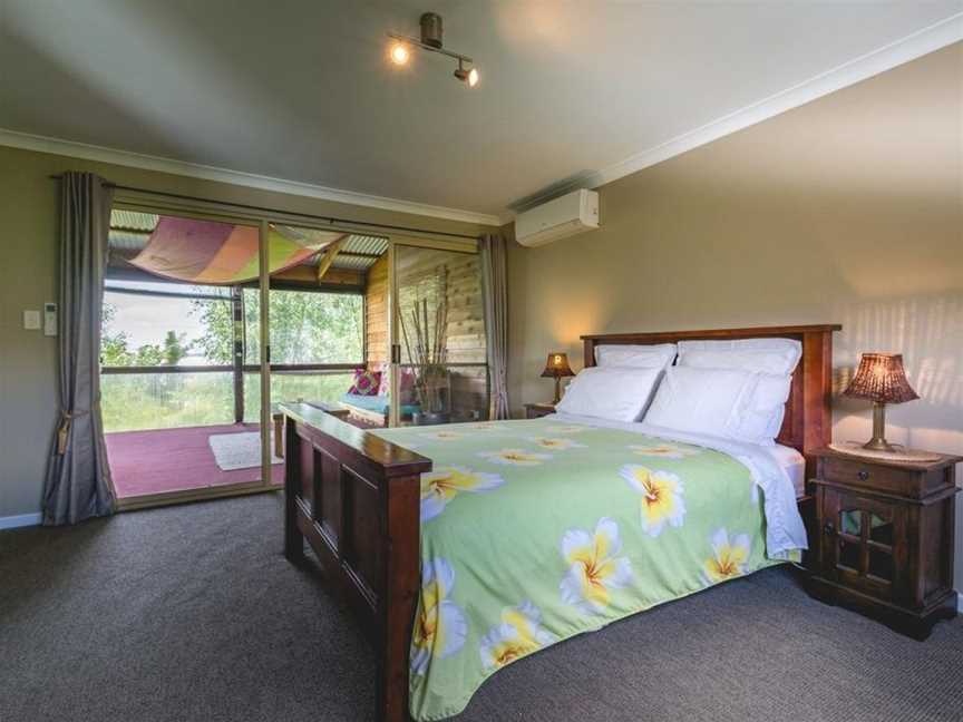 Albany Bali Style Accommodation, Accommodation in Robinson