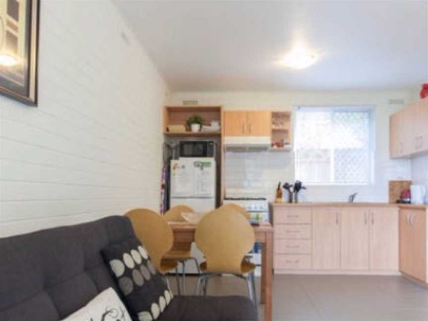 Hensman 5 Shenton Park Cosey Apartment, Shenton Park, WA