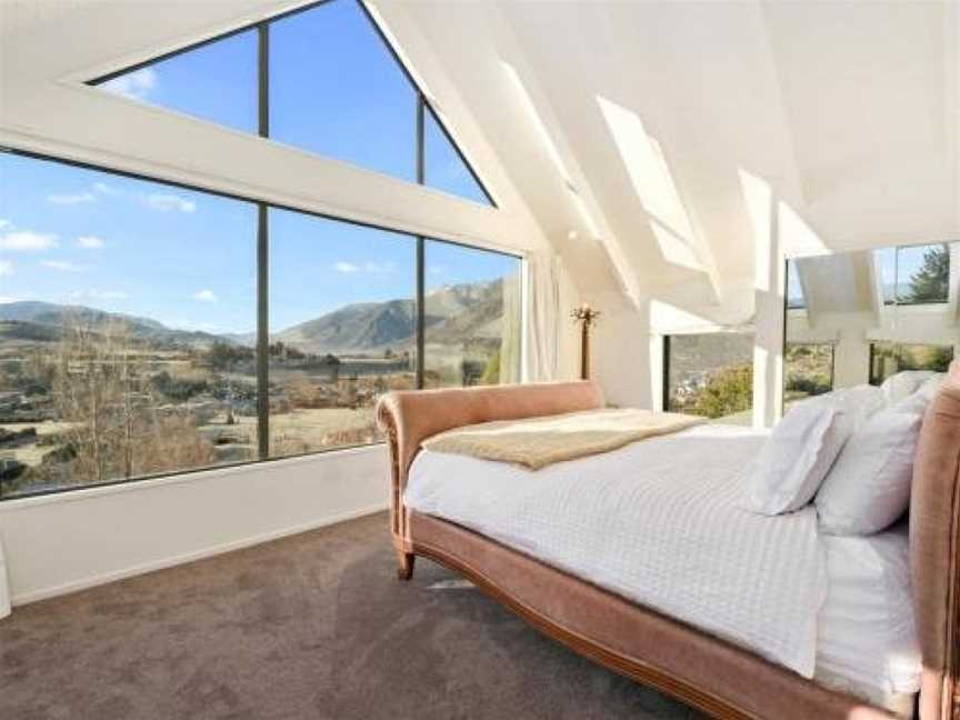 Lindmore Lodge - Queenstown Holiday Home, Lower Shotover, New Zealand