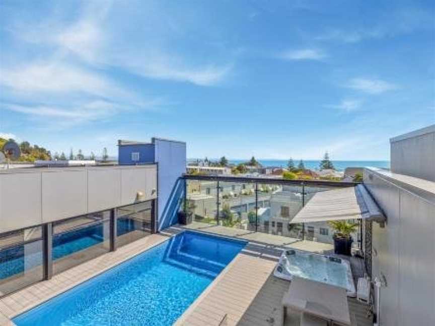 Sumner ReTreat 6 - Sumner Holiday Apartment, Lyttelton, New Zealand