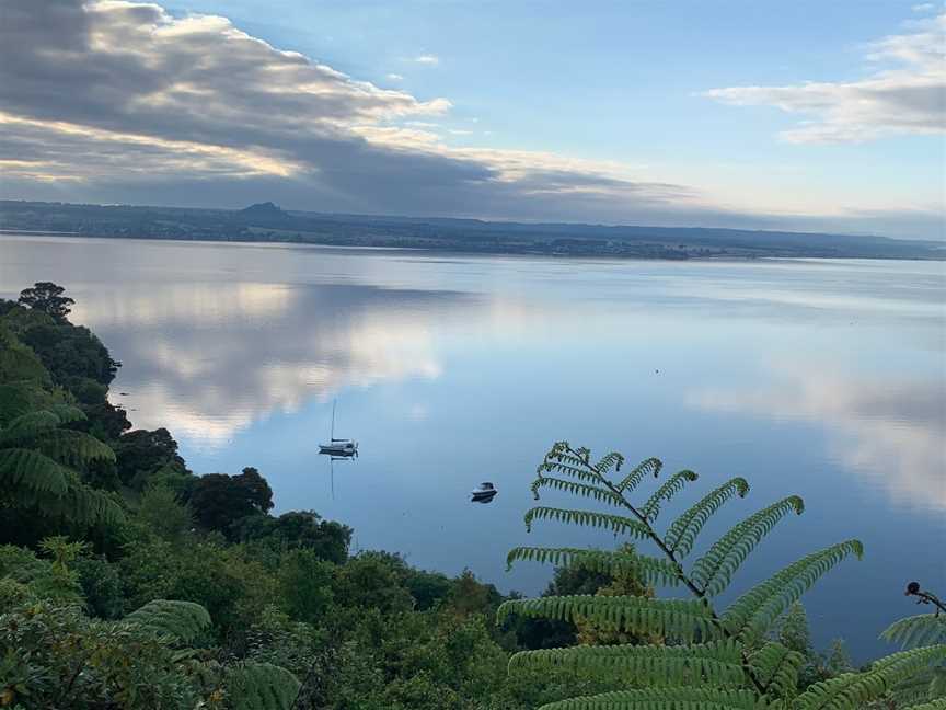 Serenity On Wakeman, Taupo, New Zealand