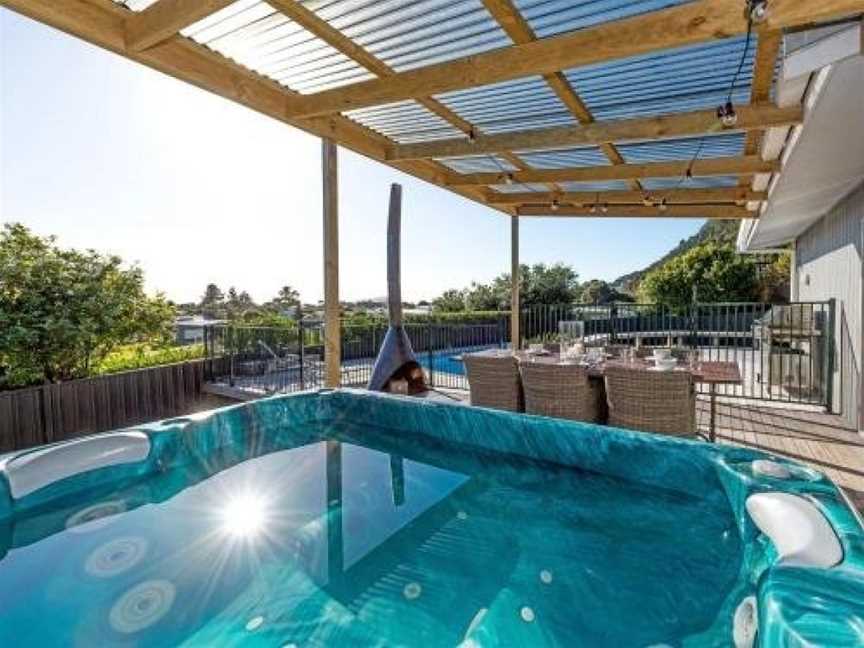 Pool and Spa Escape - Pauanui Holiday Home, Pauanui, New Zealand