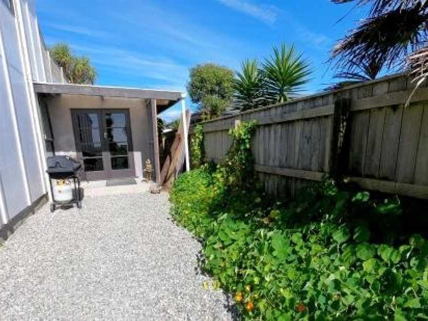 Carters Beach holiday studio 2 Westport, Westport, New Zealand