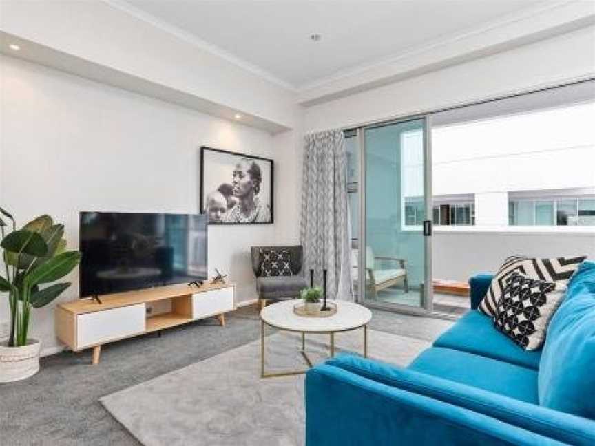 Contemporary designed comfort with sunny balcony, Eden Terrace, New Zealand