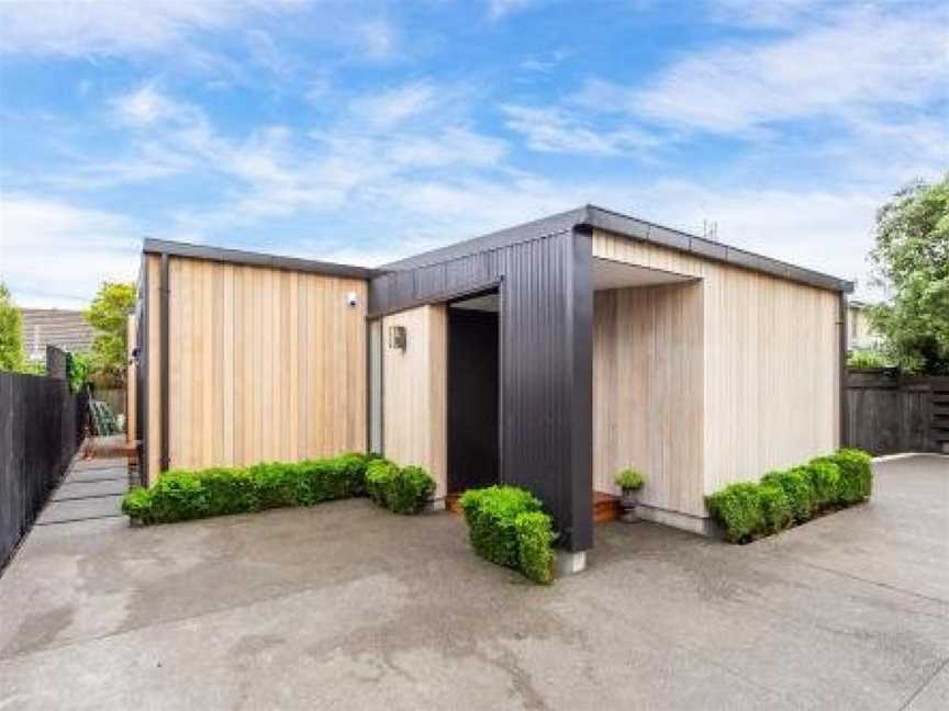 Gorgeous and Private in Merivale, Christchurch (Suburb), New Zealand