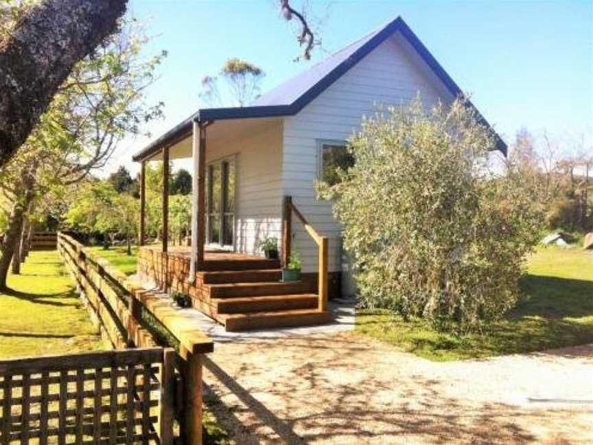 Mirror Creek Holiday Cottage, Hokitika, New Zealand