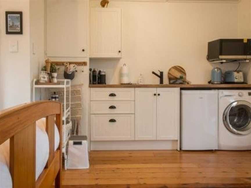 Storybook Studio Cottage 2 mins to Ponsonby Road, Eden Terrace, New Zealand