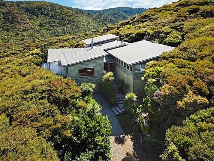 Sea of Green Lookout - Piha Holiday Home, Piha, New Zealand