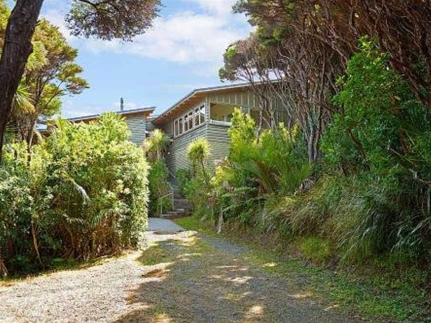 Sea of Green Lookout - Piha Holiday Home, Piha, New Zealand